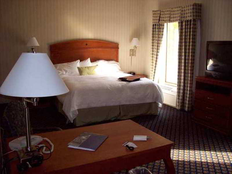 Hampton Inn And Suites Jamestown Chambre photo